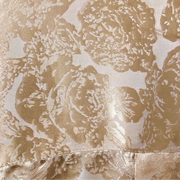JONES NEW YORK Champagne Gold Rose Pattern Blouse - Women’s 12 - Picture 8 of 10